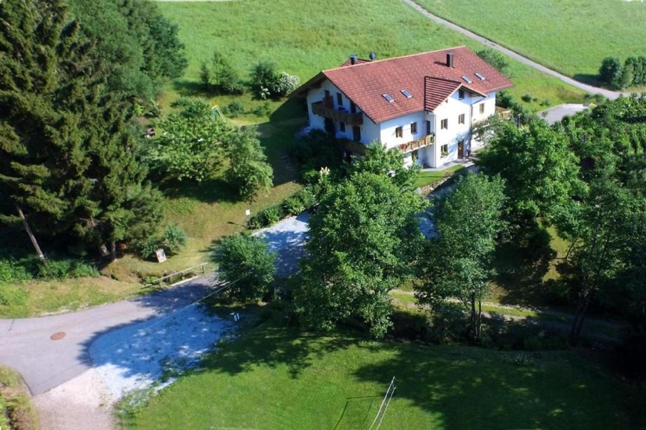 Apartmenthaus Fuerstenzeche แลม ภายนอก รูปภาพ