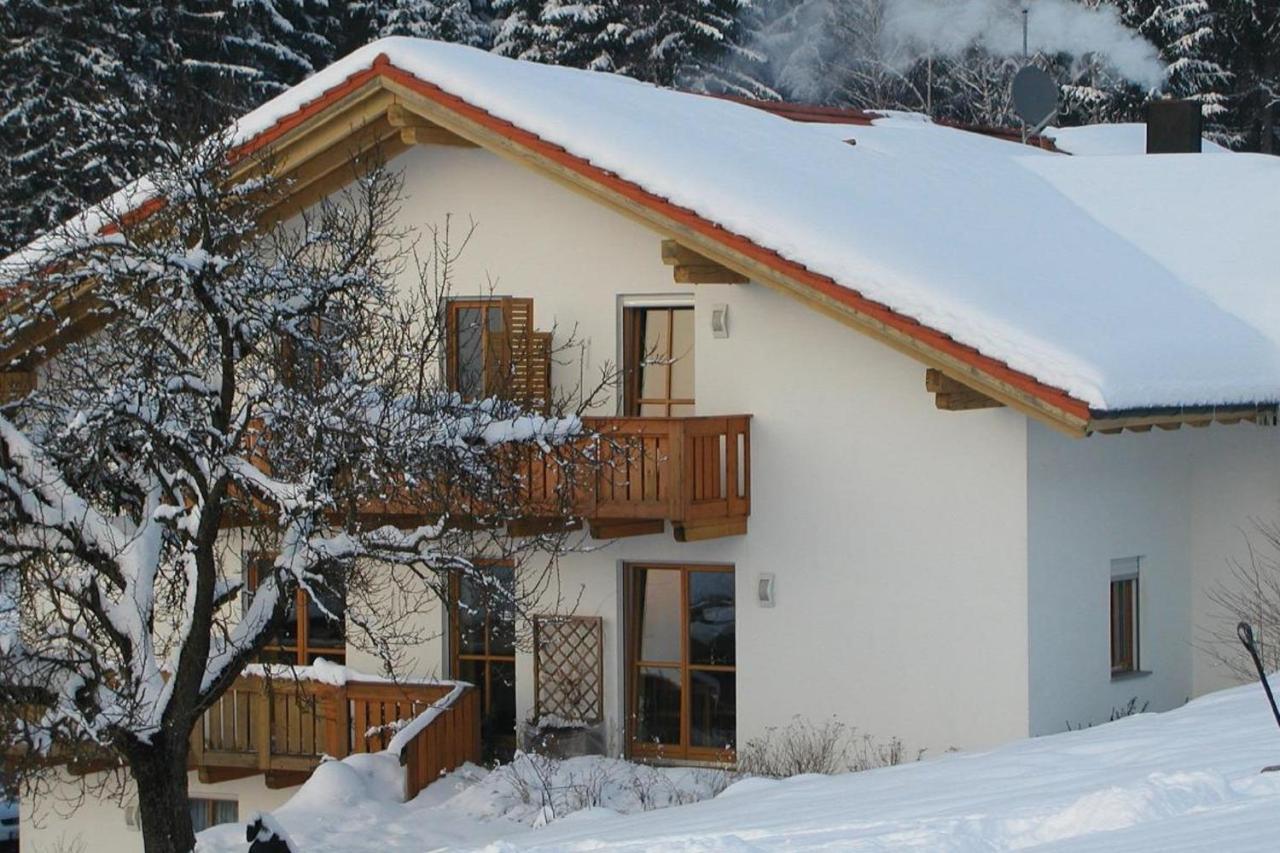 Apartmenthaus Fuerstenzeche แลม ภายนอก รูปภาพ