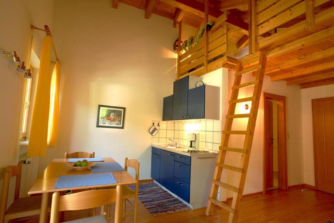Apartmenthaus Fuerstenzeche แลม ภายนอก รูปภาพ